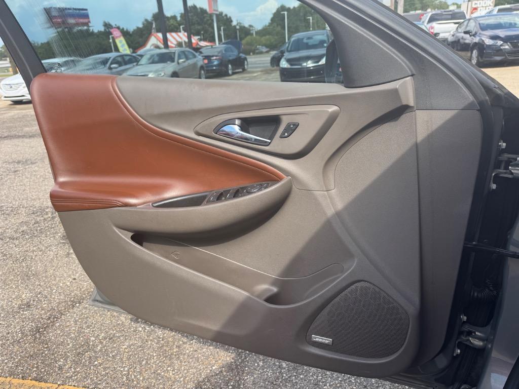2018 Chevrolet Malibu - $11,500