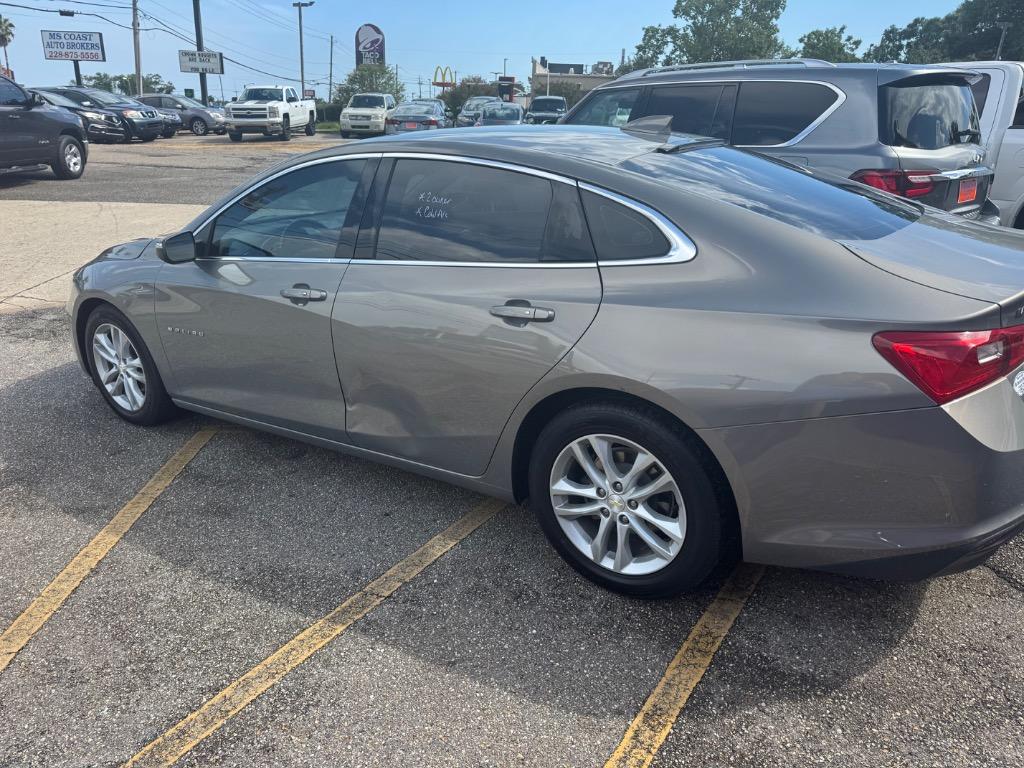 2018 Chevrolet Malibu - $11,500