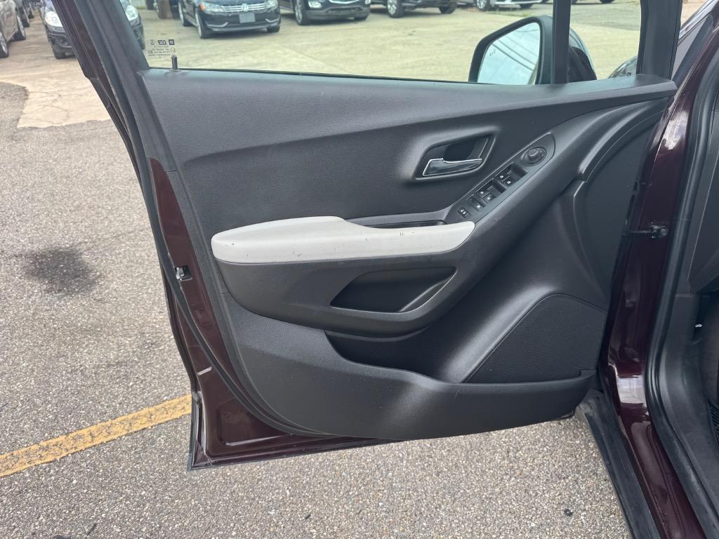 2021 Chevrolet Trax - $11,600