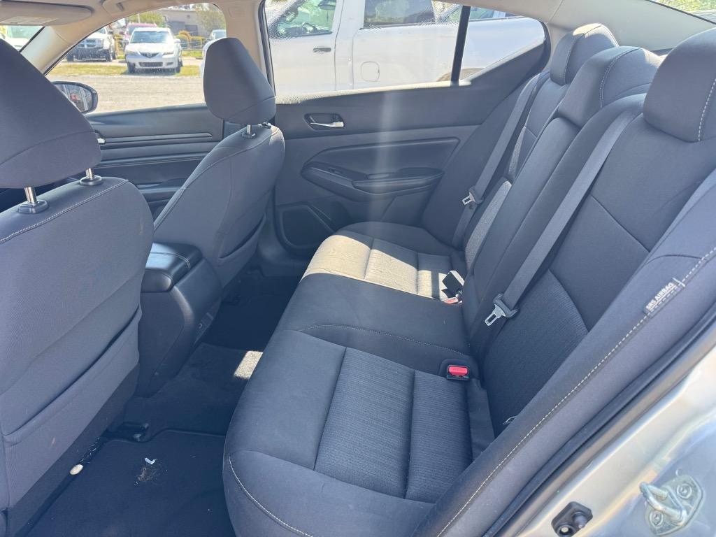 2019 Nissan Altima - $12,500