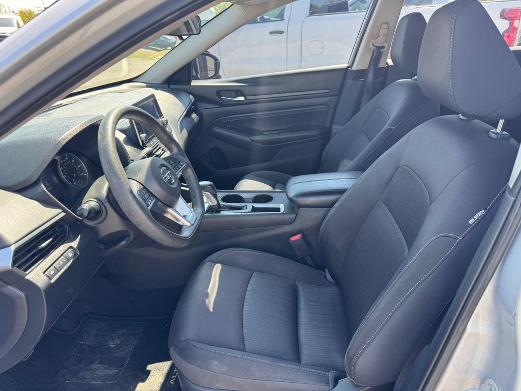2019 Nissan Altima - $12,500