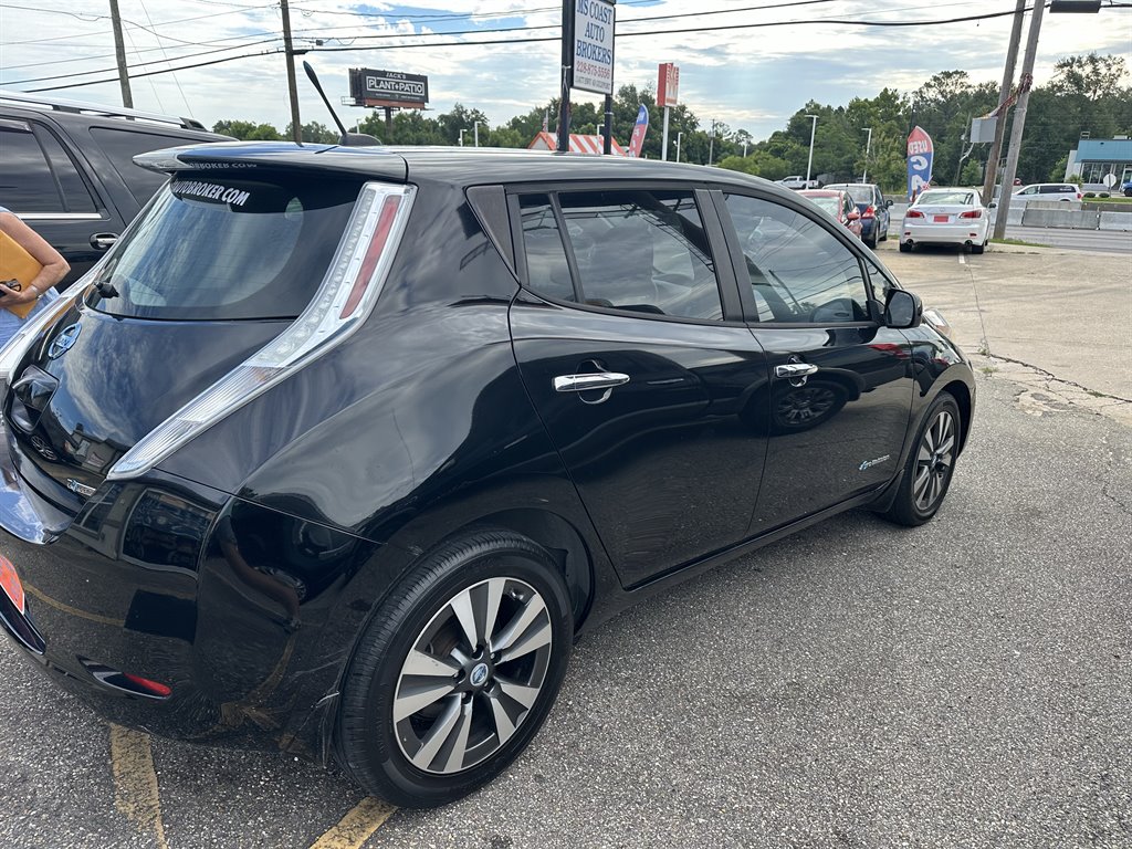 2014 Nissan LEAF S photo