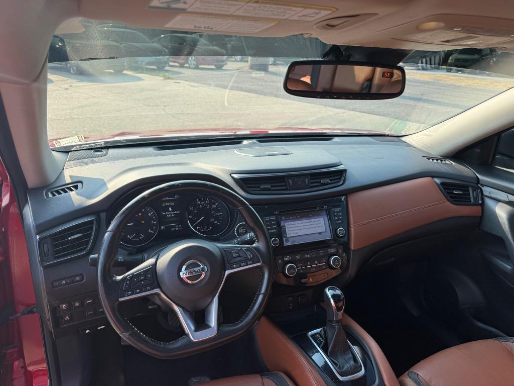 2017 Nissan Rogue - $10,995