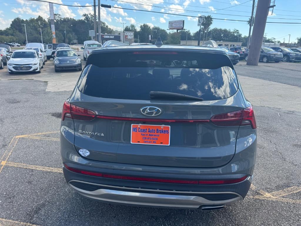 2022 Hyundai Santa Fe - $21,995
