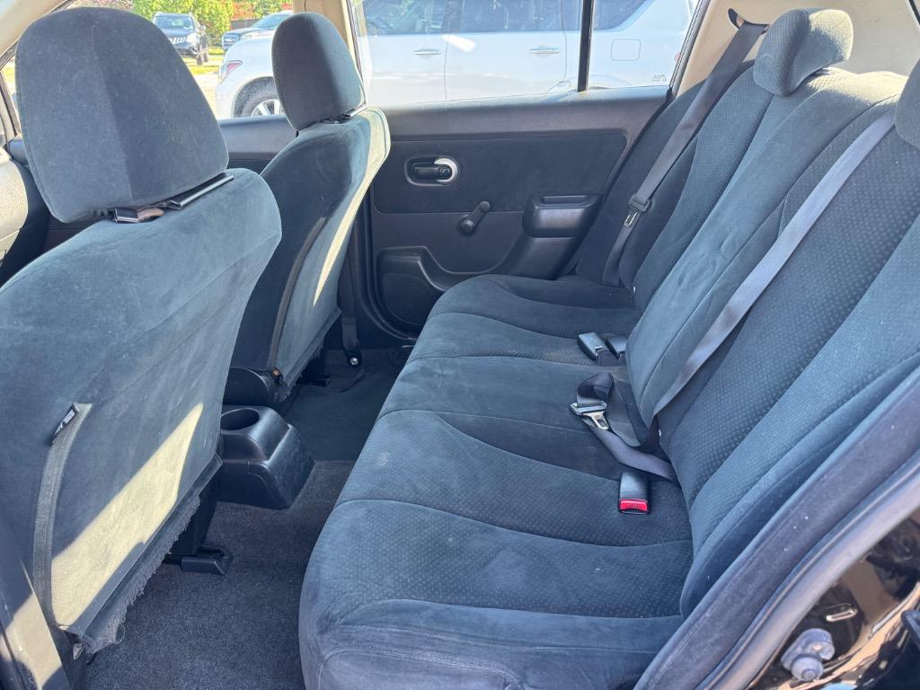 2010 Nissan Versa - $5,995