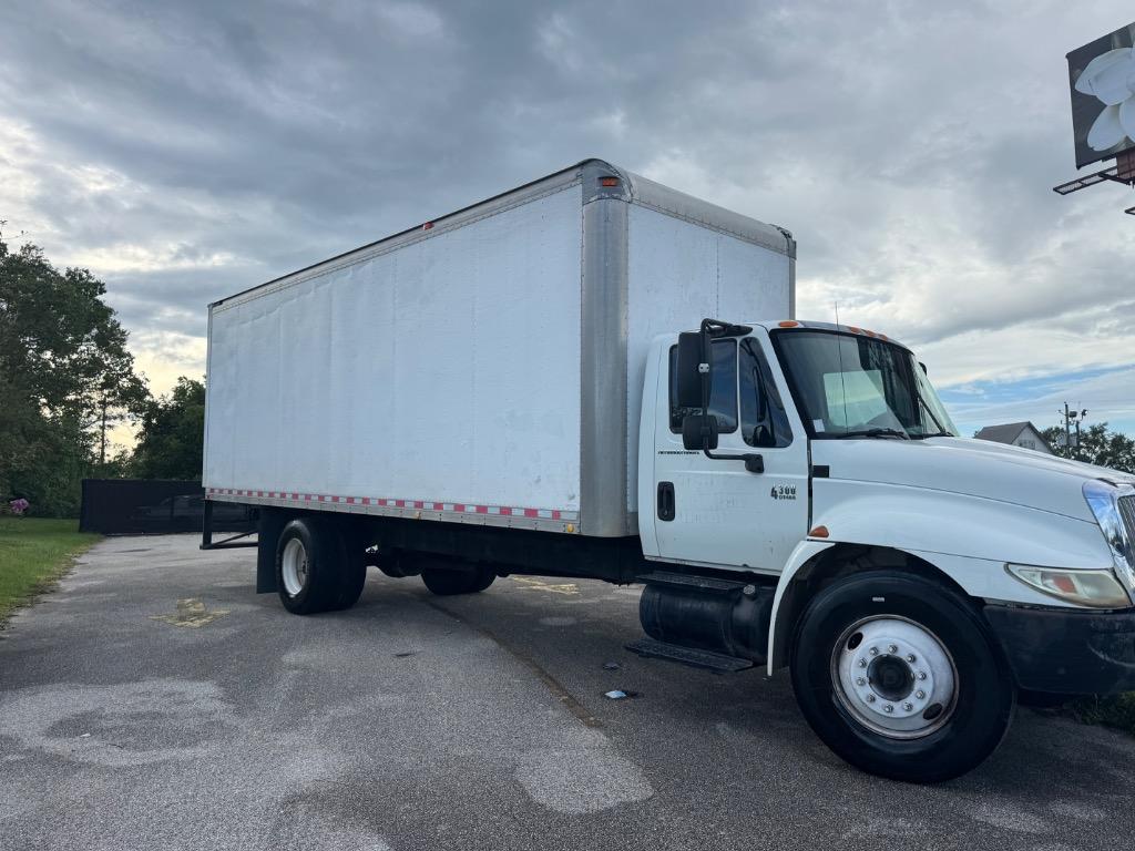 2002 international 4300 4300