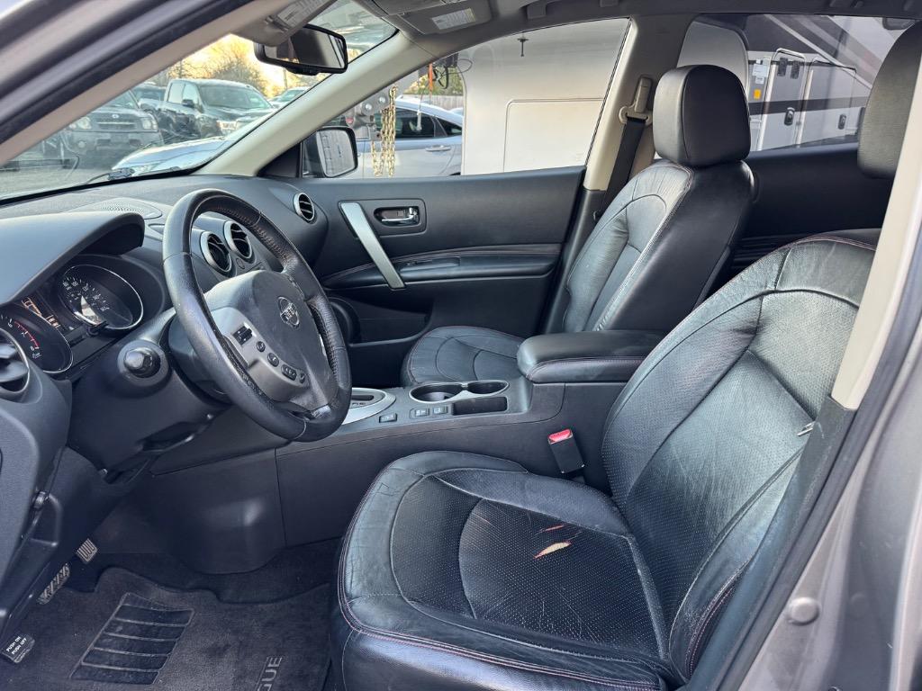 2013 Nissan Rogue - $10,500