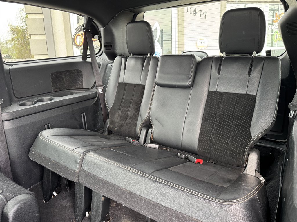 2017 Dodge Grand Caravan SXT photo