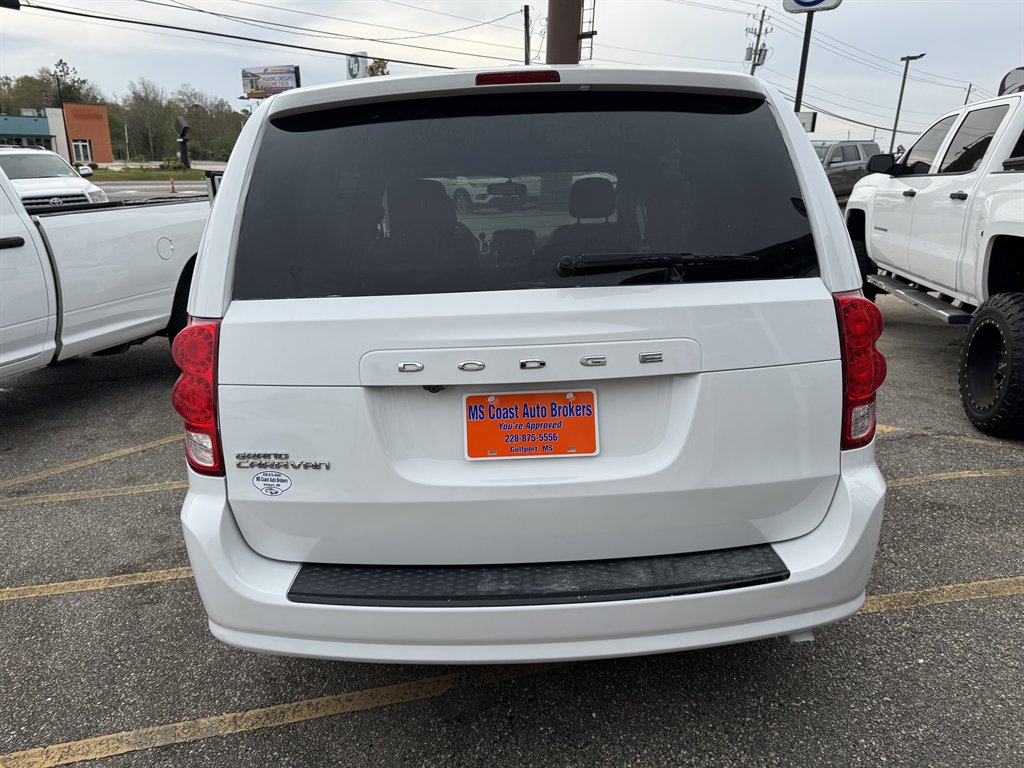 2017 Dodge Grand Caravan SXT photo