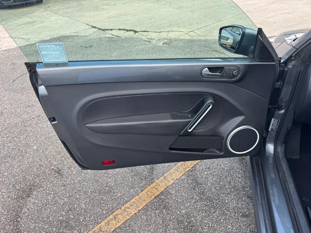 2015 Volkswagen Beetle - $12,500