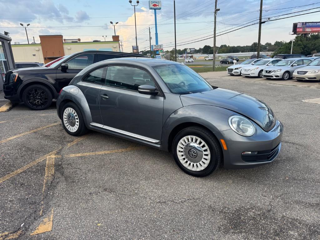 2015 Volkswagen Beetle - $12,500