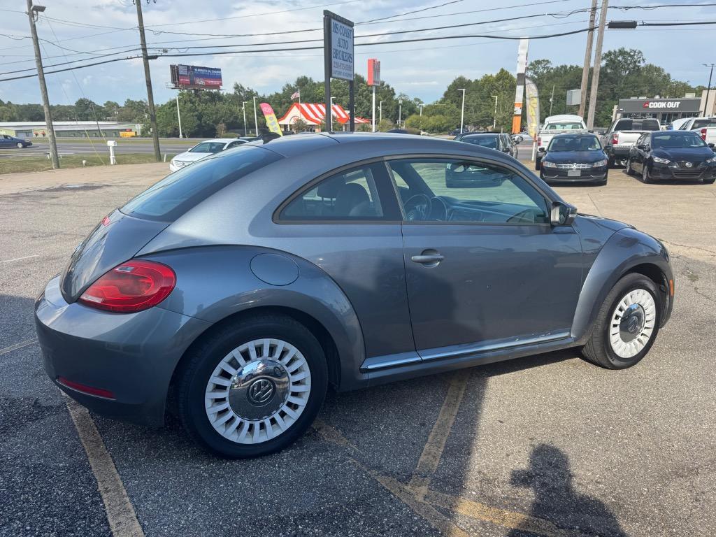 2015 Volkswagen Beetle - $12,500