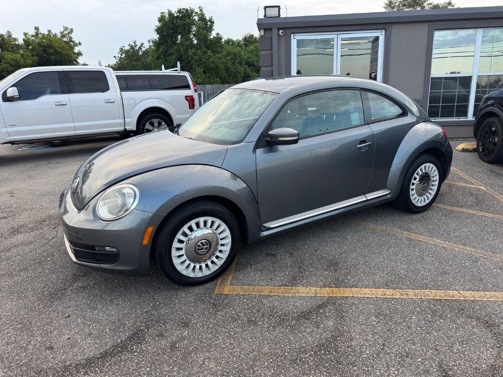 2015 Volkswagen Beetle - $12,500