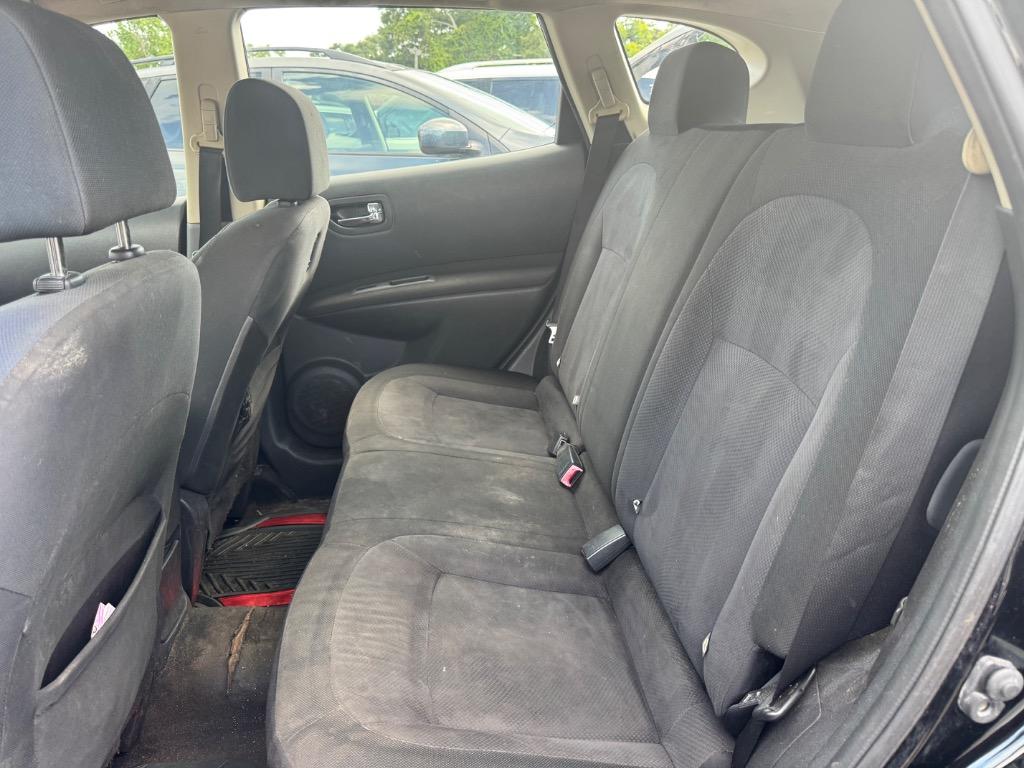 2014 Nissan Rogue - $8,300