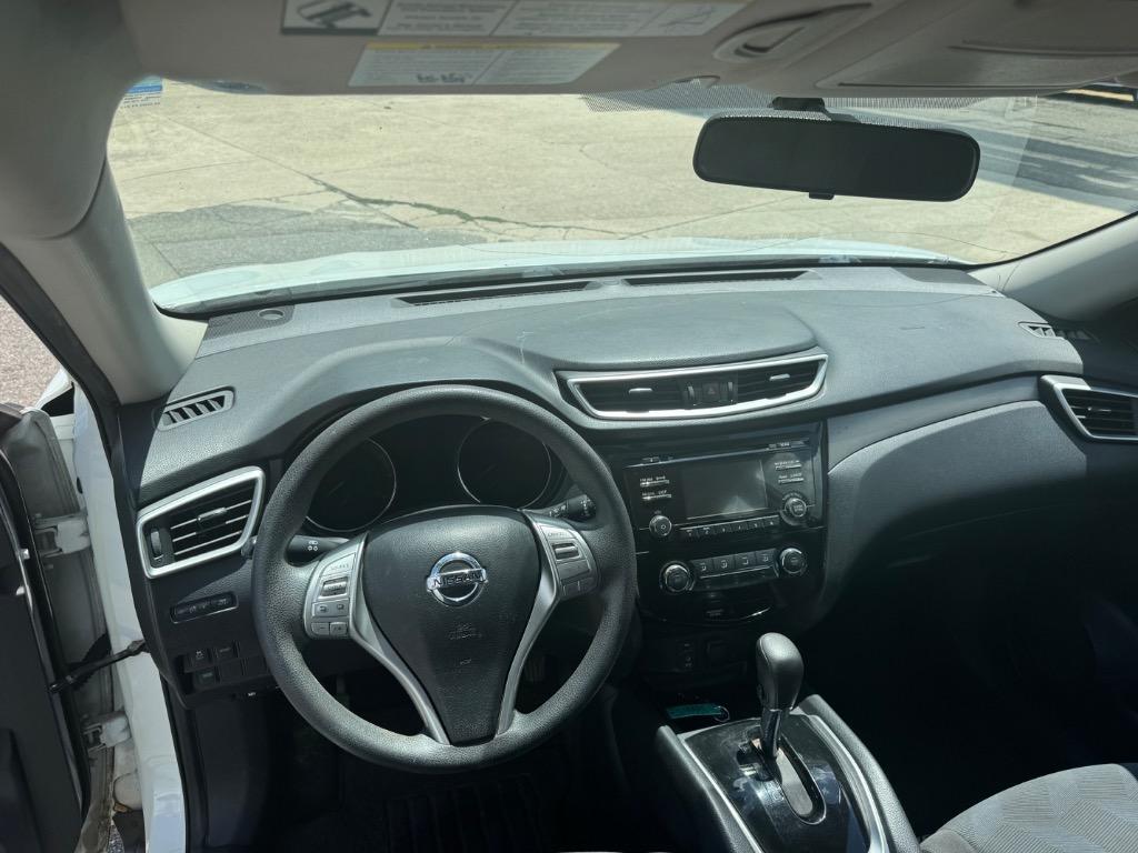 2016 Nissan Rogue - $7,995