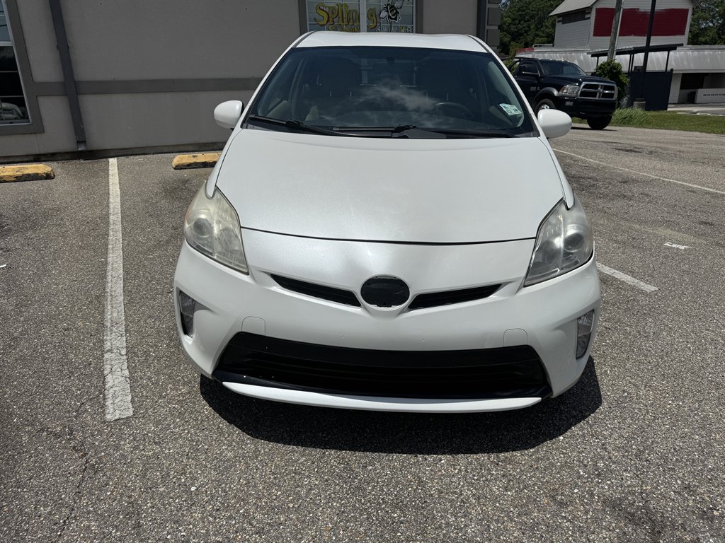 2014 Toyota Prius One photo