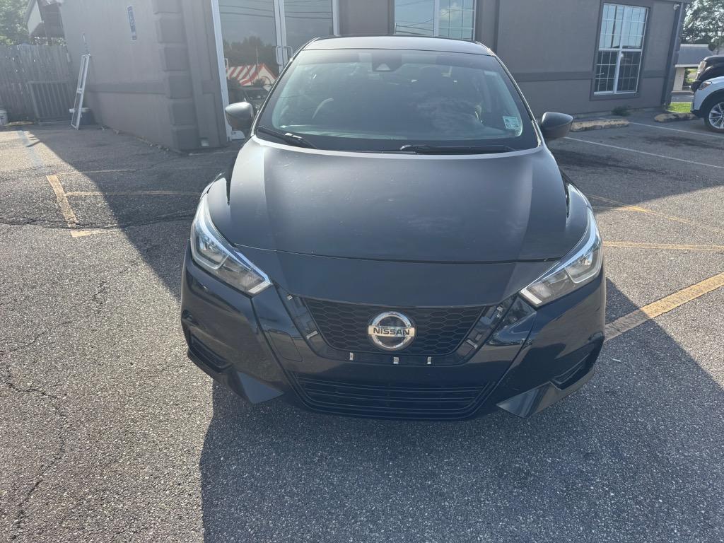 2020 Nissan Versa - $8,400