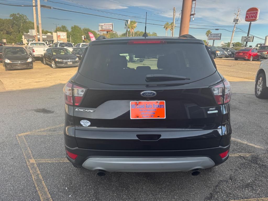 2018 Ford Escape - $11,995