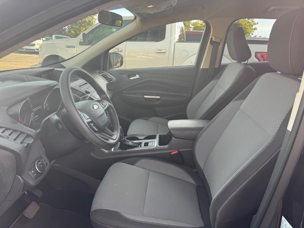 2018 Ford Escape - $11,995