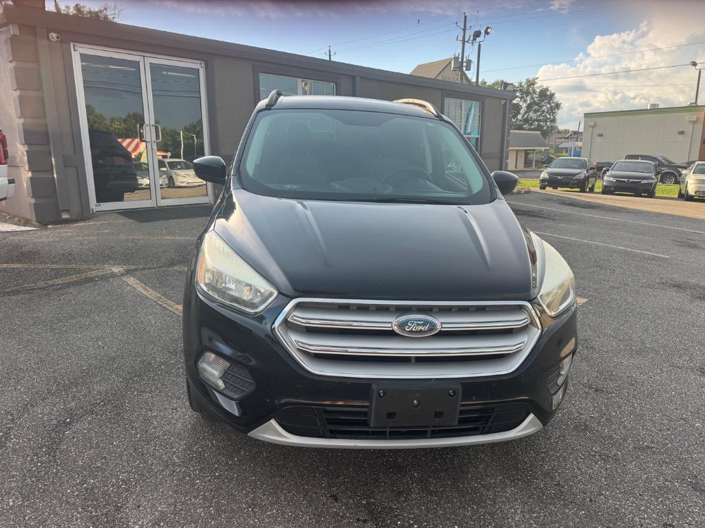 2018 Ford Escape - $11,995