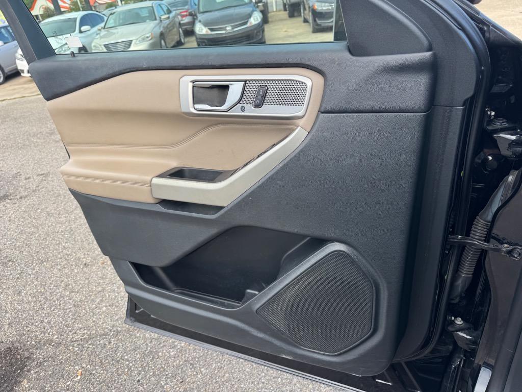 2021 Ford Explorer - $23,995