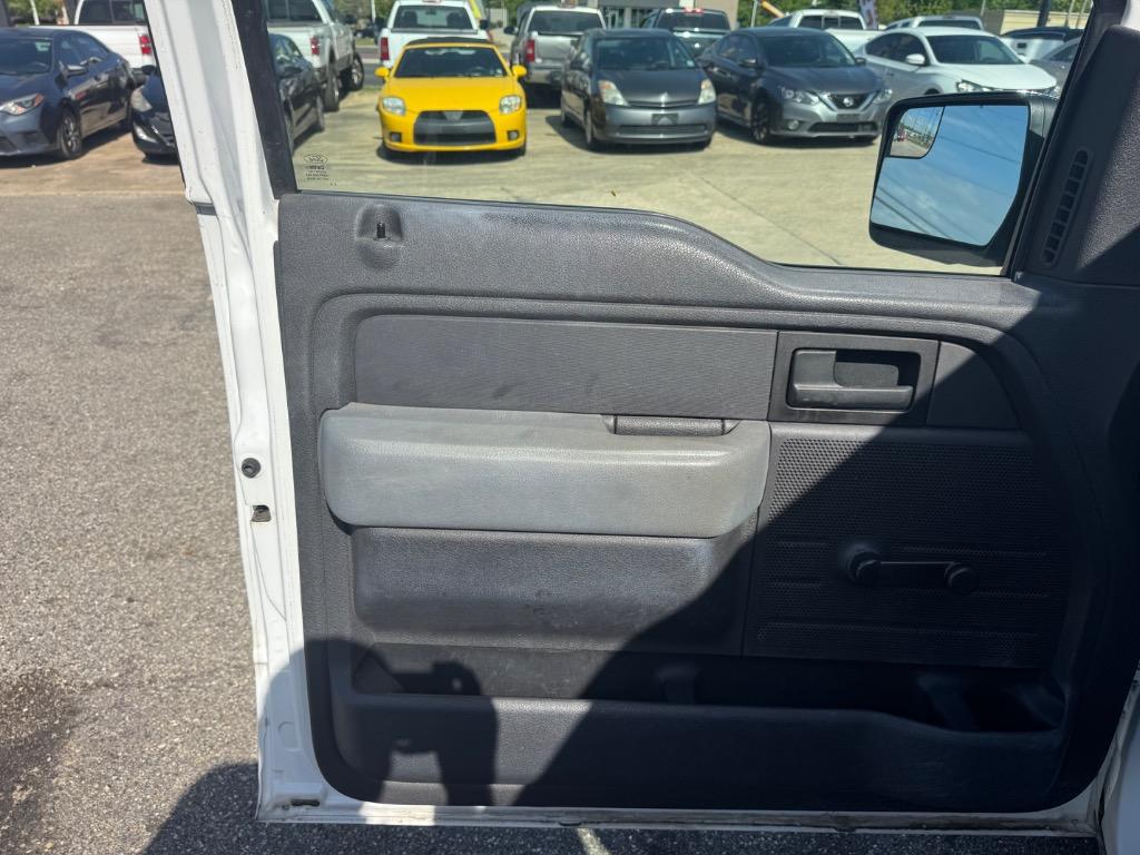 2013 Ford F-150 - $11,995
