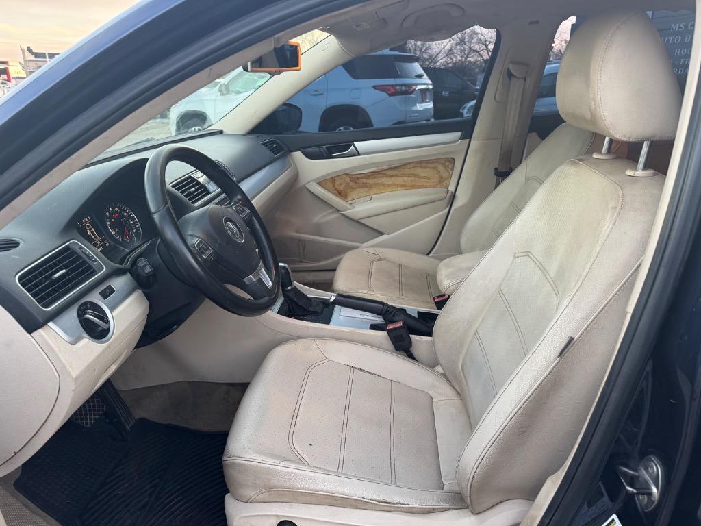 2012 Volkswagen Passat - $6,600