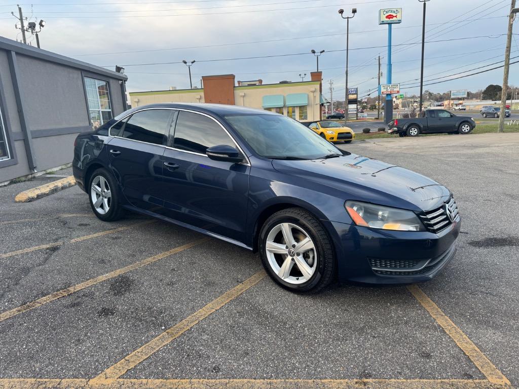 2012 Volkswagen Passat - $6,600