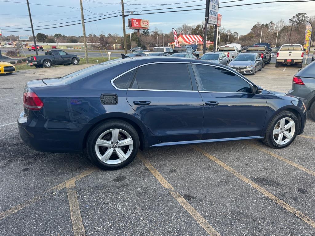 2012 Volkswagen Passat - $6,600