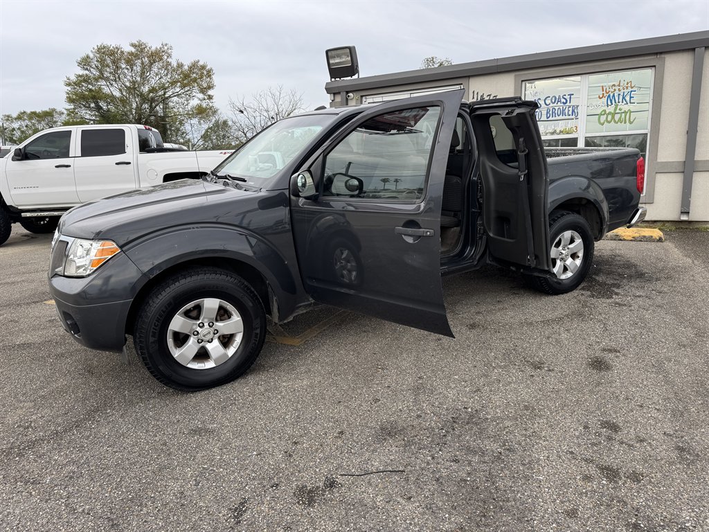 2013 Nissan Frontier S photo