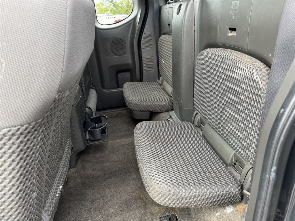 2013 Nissan Frontier S photo