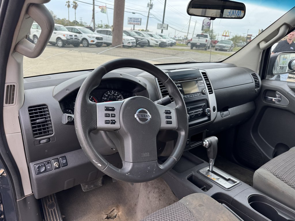 2013 Nissan Frontier S photo