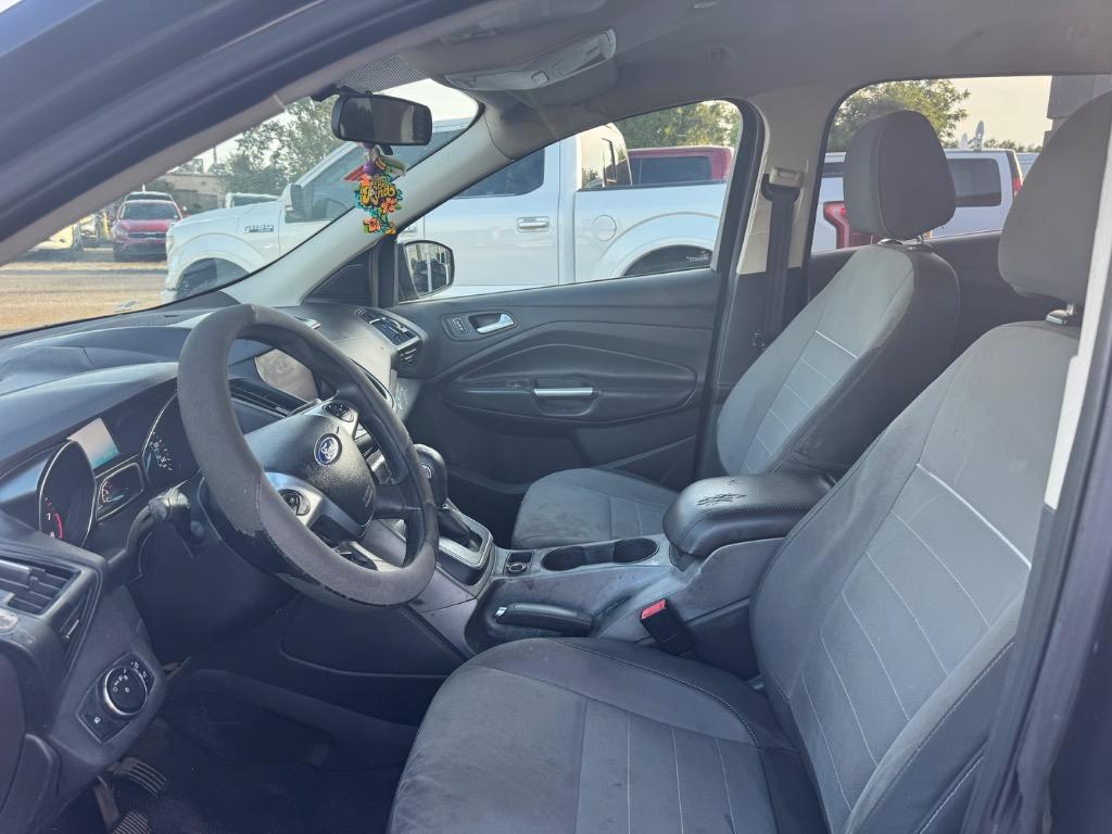 2014 Ford Escape - $5,995