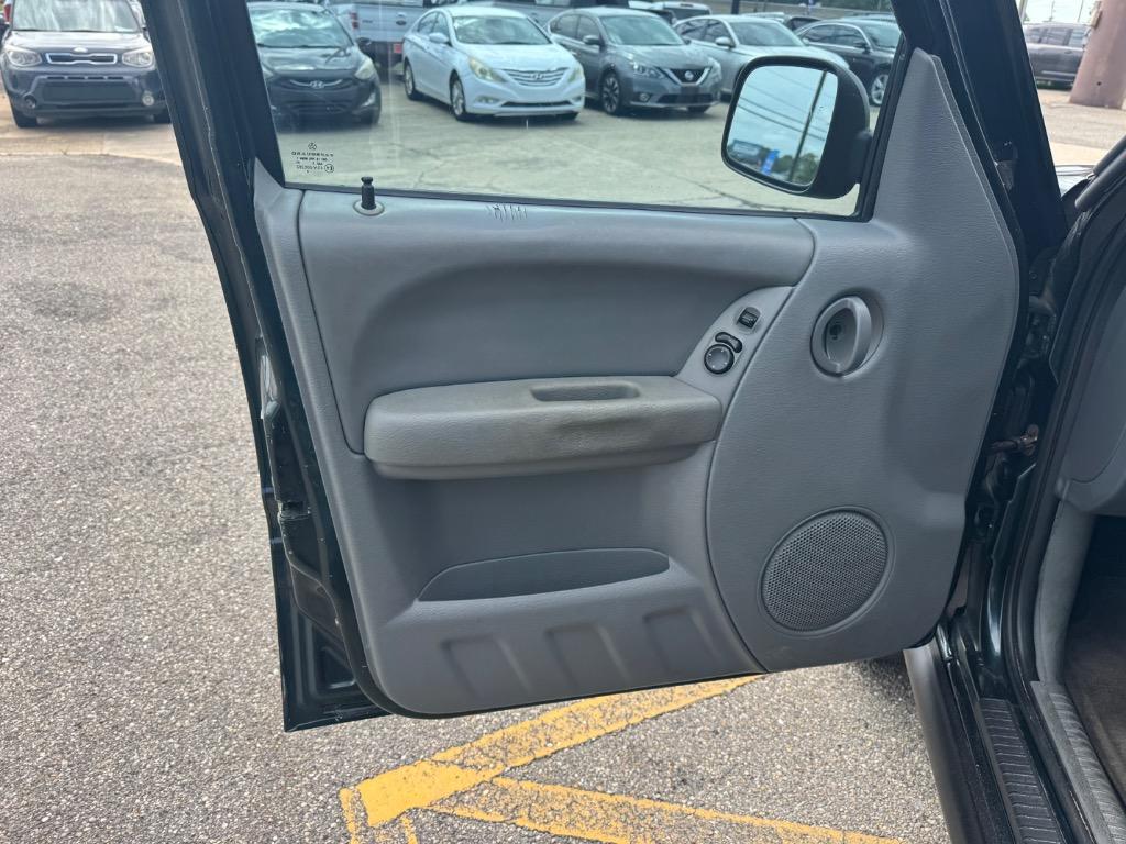 2006 Jeep Liberty - $5,995