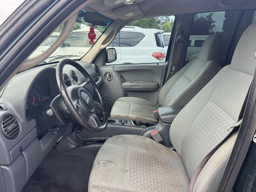 2006 Jeep Liberty - $5,995