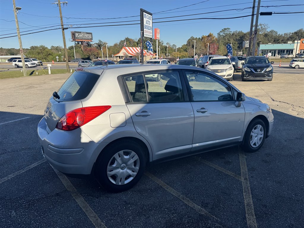 2012 Nissan Versa 1.8 S photo