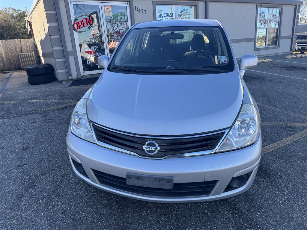 2012 Nissan Versa 1.8 S photo