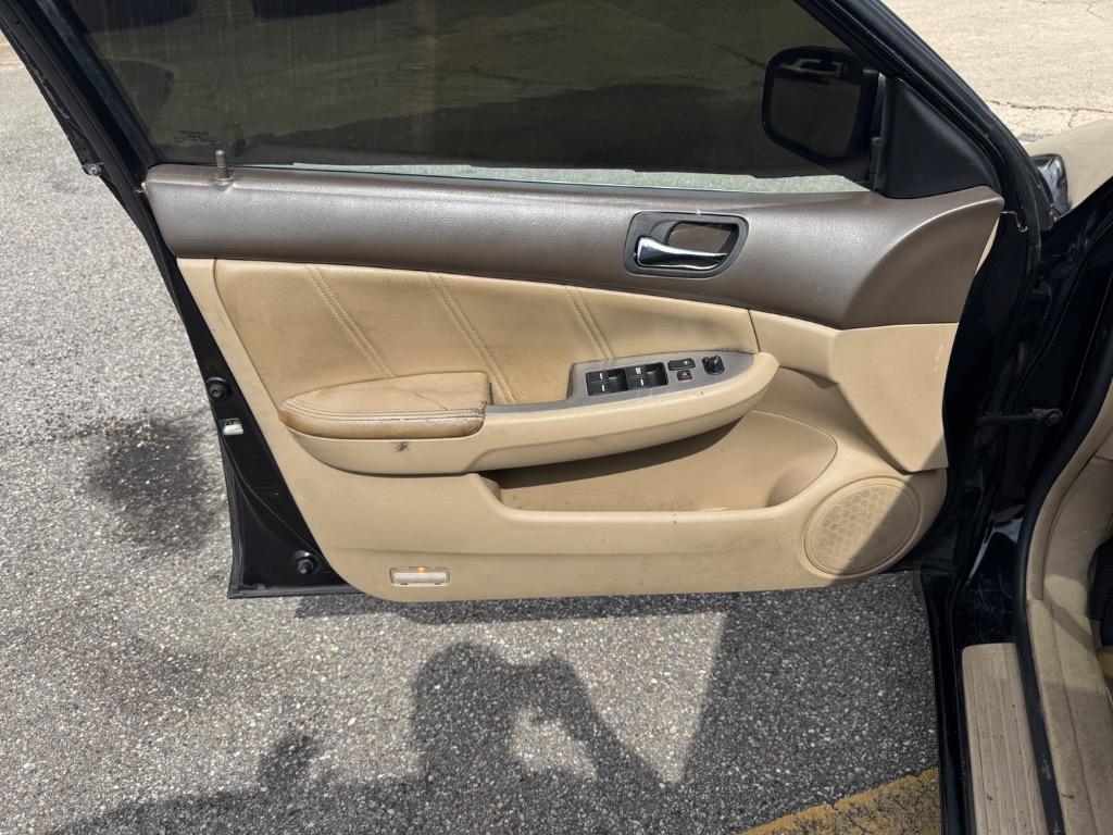 2006 Honda Accord - $5,995
