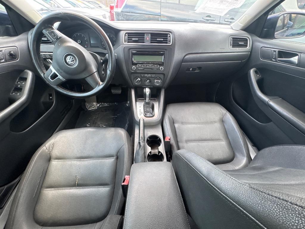 2011 Volkswagen Jetta SE photo