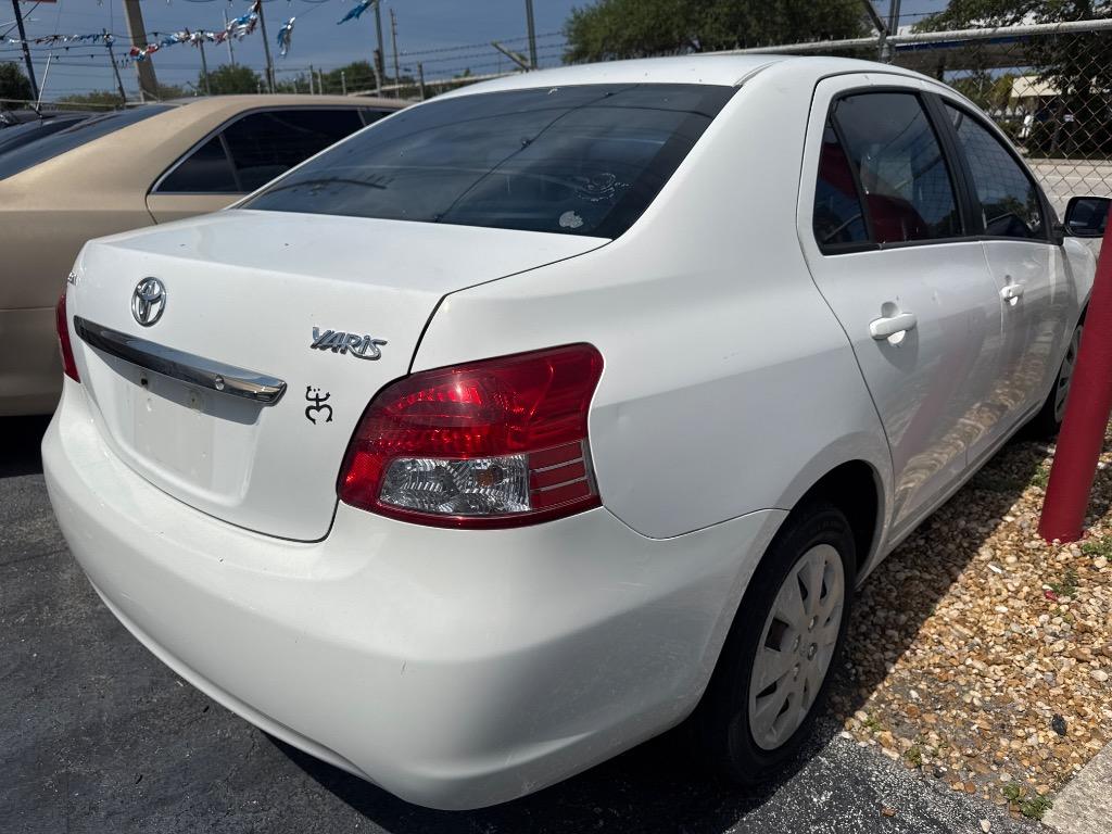 2009 Toyota Yaris - $6,999