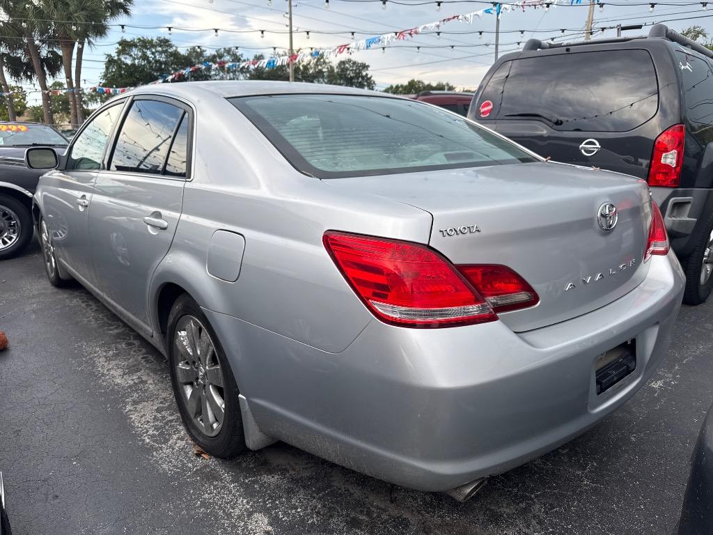 2007 Toyota Avalon XL photo