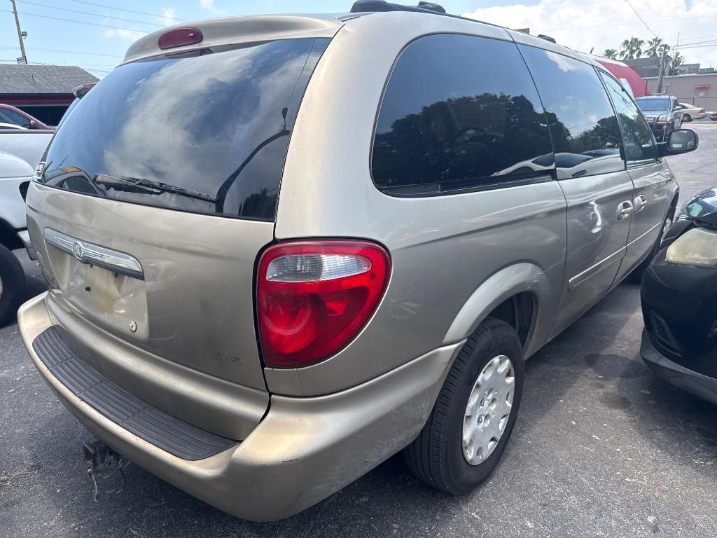 2004 Chrysler Town & Country - $1,999