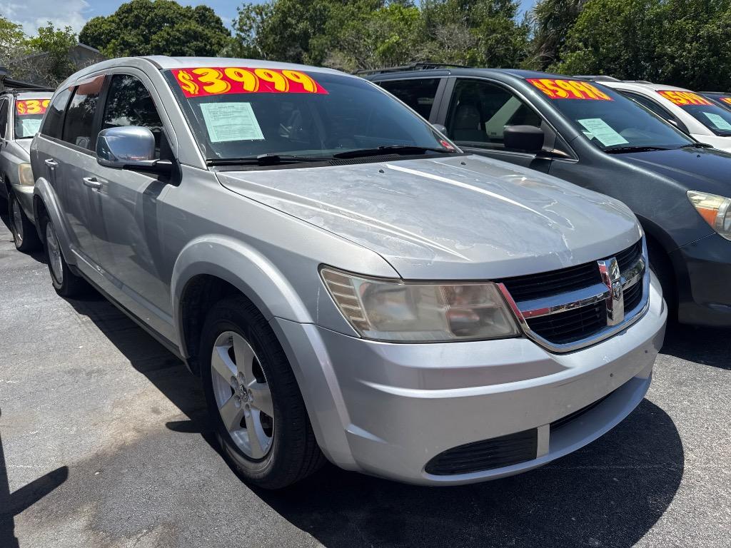 2009 Dodge Journey - $3,999
