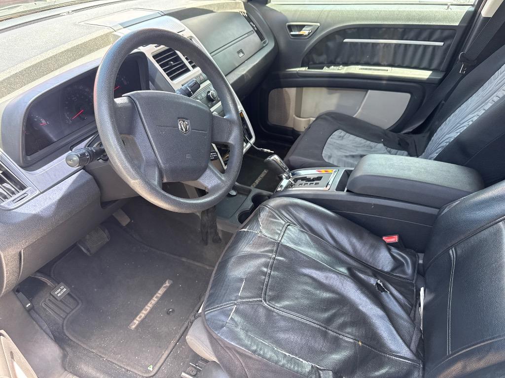 2009 Dodge Journey - $3,999