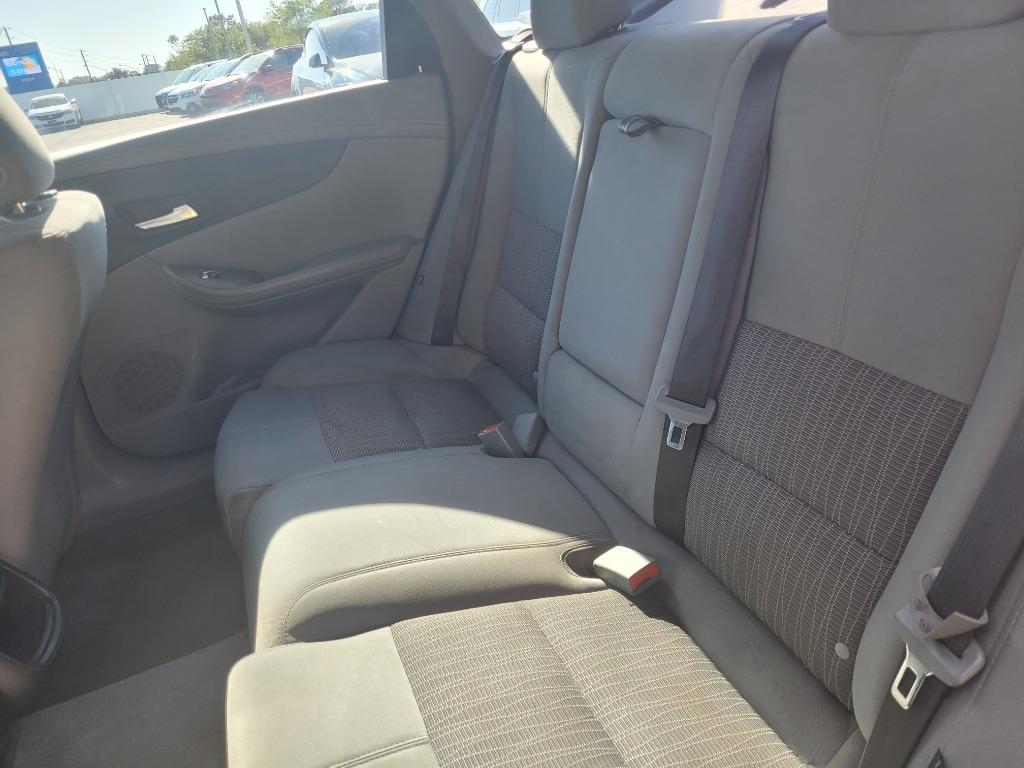 2017 Chevrolet Impala LS photo