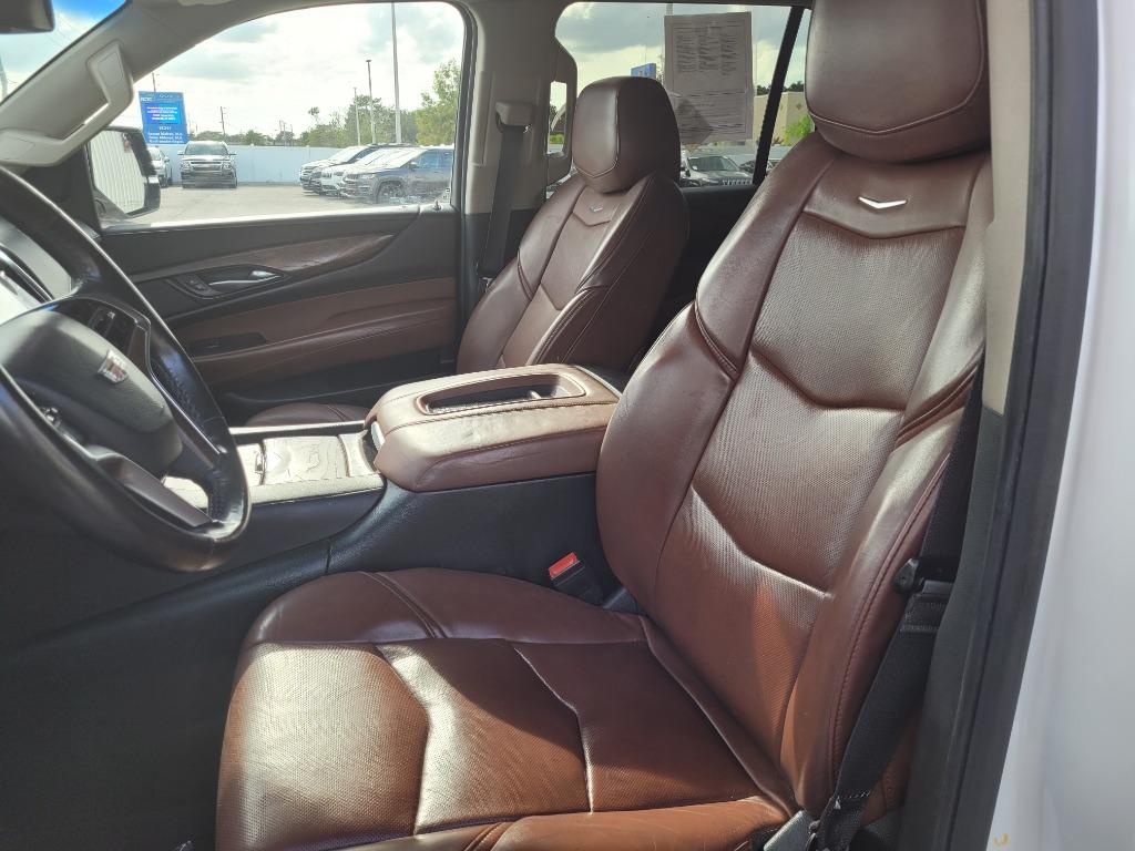 2017 Cadillac Escalade - $20,995