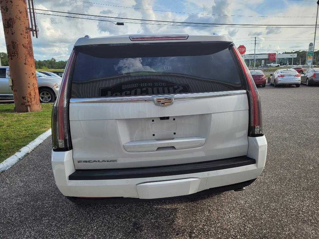 2017 Cadillac Escalade - $20,995