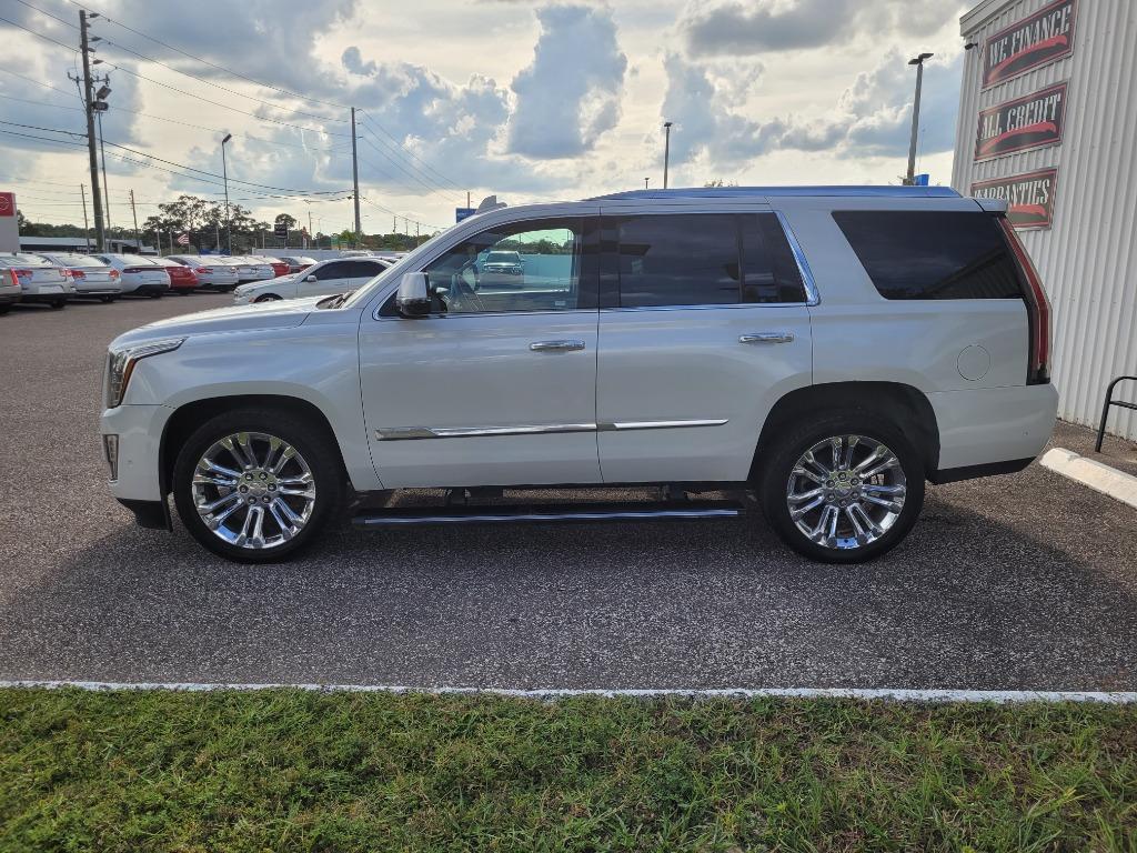 2017 Cadillac Escalade - $20,995