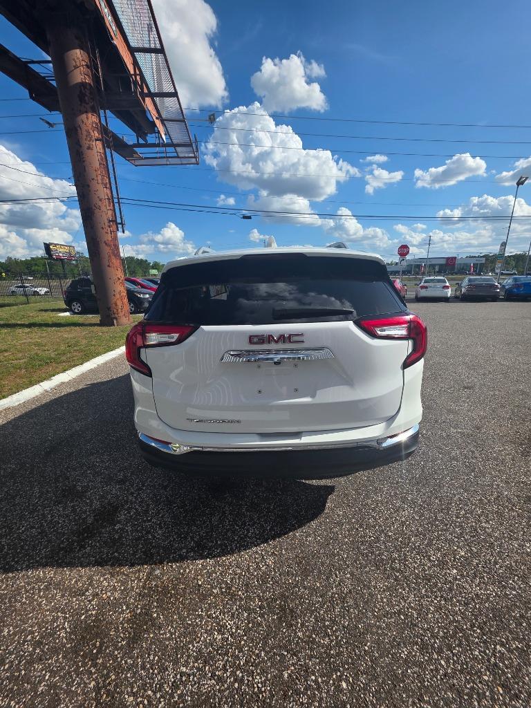 2024 GMC Terrain - $17,995
