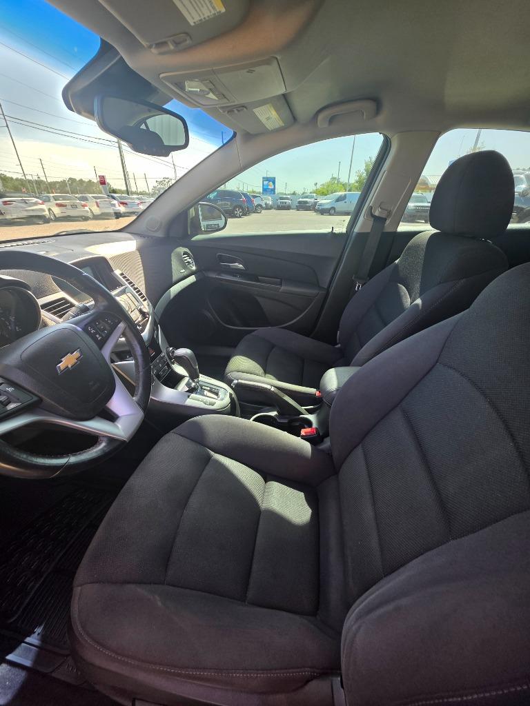 2014 Chevrolet Cruze - $7,995